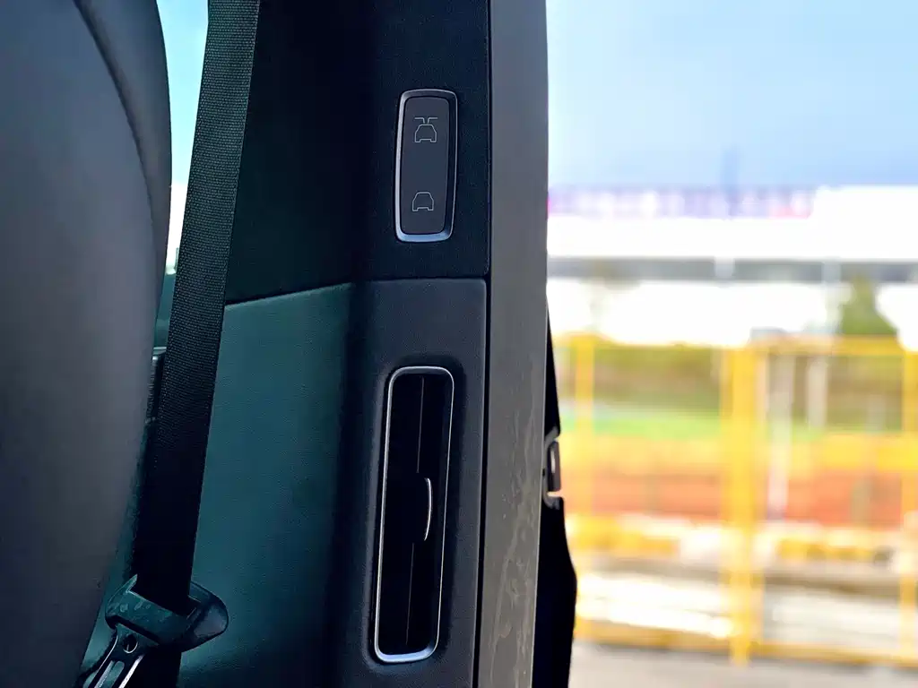 Model X 2019 Long Range Edition