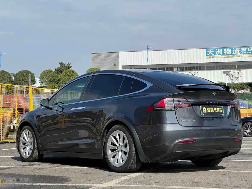Model X 2016 75D