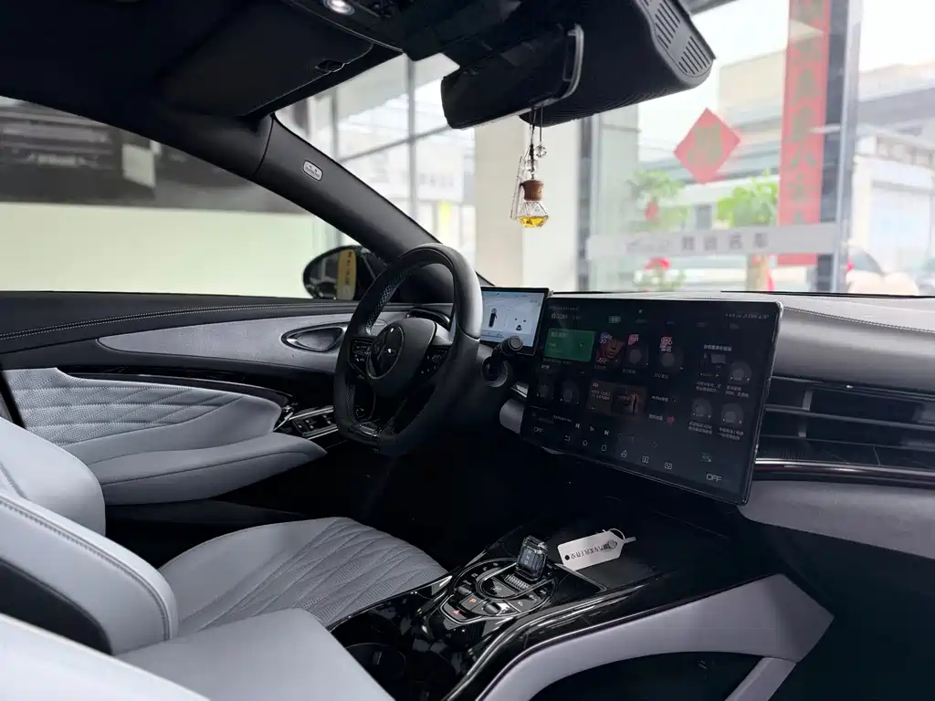 Seahorse 2022 Standard Range Rear-wheel Drive Prestige Edition