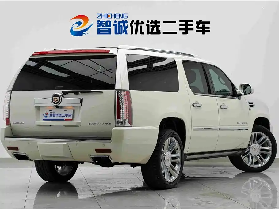 Escalade ESV Platinum Extended Length 2013