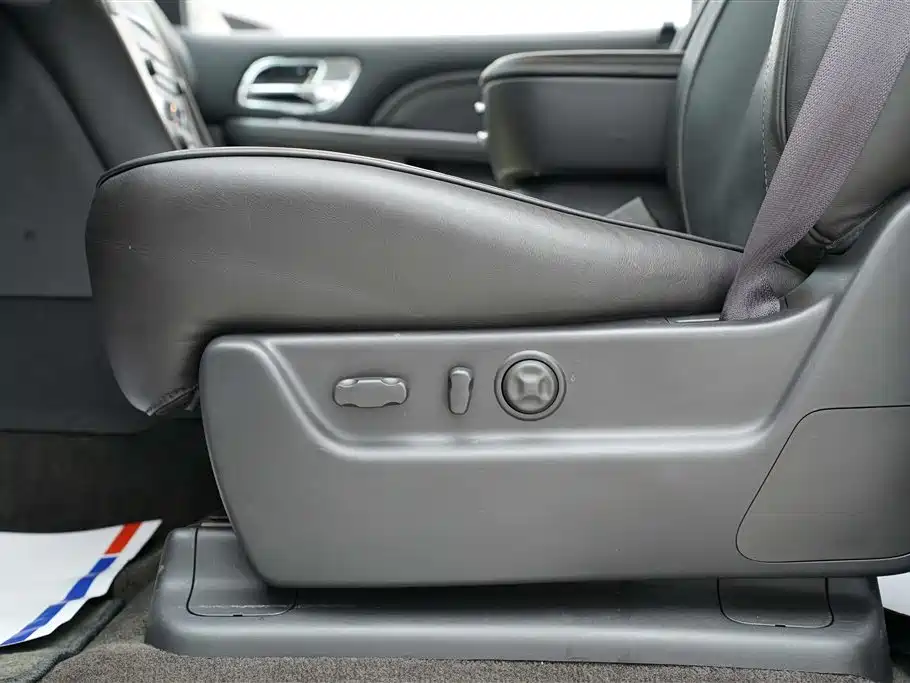 Escalade ESV Platinum Extended Length 2013