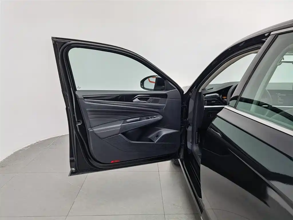 Passat 2023 Facelift 280TSI Business Edition