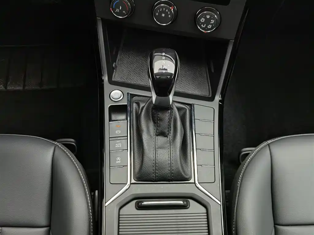 Passat 2023 Facelift 280TSI Business Edition