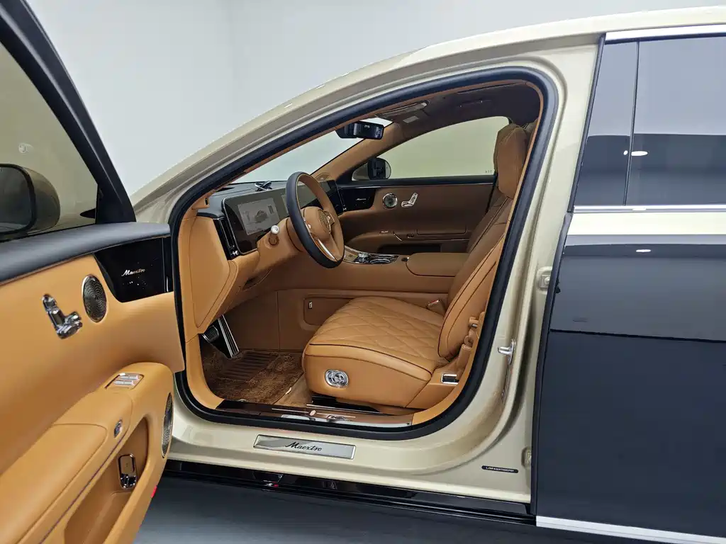 尊界S800 2025 Edition Range-Extended Starlight Executive 4-Seater (896-line LiDAR)