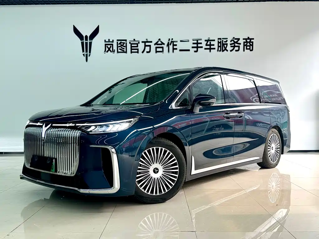 Dreamer 2025 PHEV Four-Wheel Drive Flagship Kunpeng Edition
