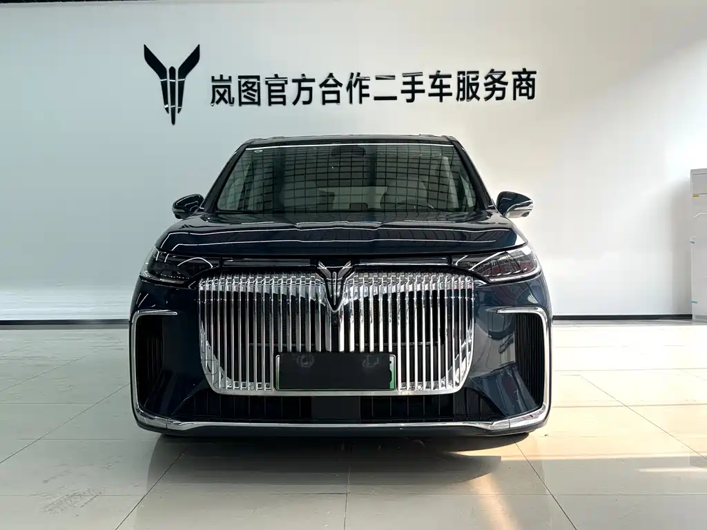 Dreamer 2025 PHEV Four-Wheel Drive Flagship Kunpeng Edition