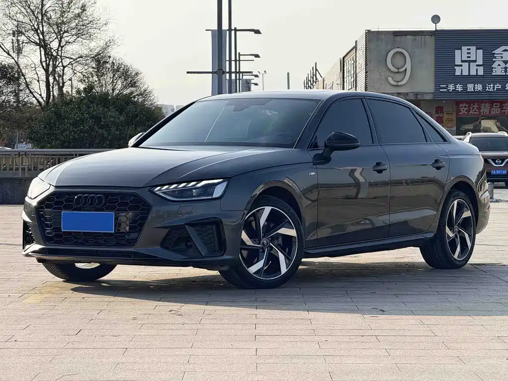 Audi A4L 2023 40 TFSI Bang&Olufsen Star Night Edition