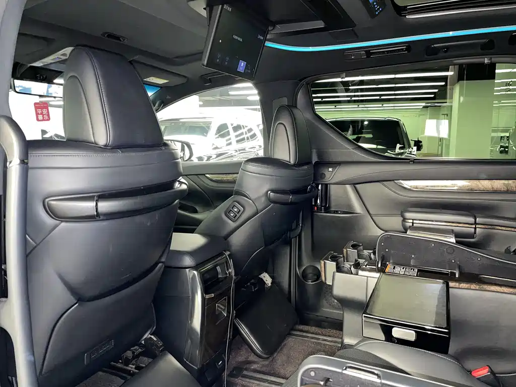 Velfire 2020 2.5L HV Prestige Edition