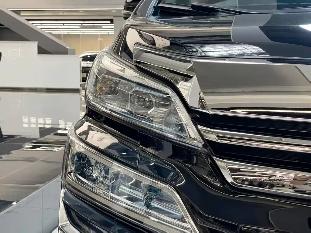 Velfire 2020 2.5L HV Prestige Edition