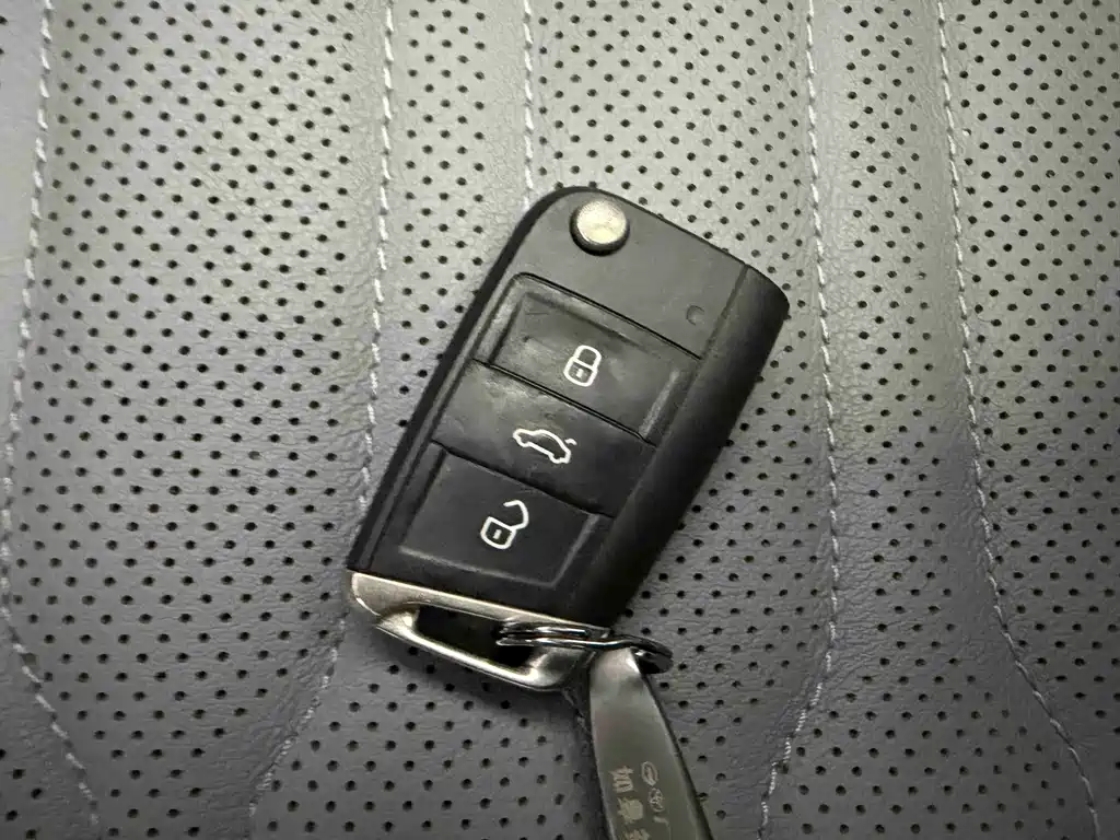 Tiguan L 2022 330 TSI Automatic 2WD R-Line Flagship Edition