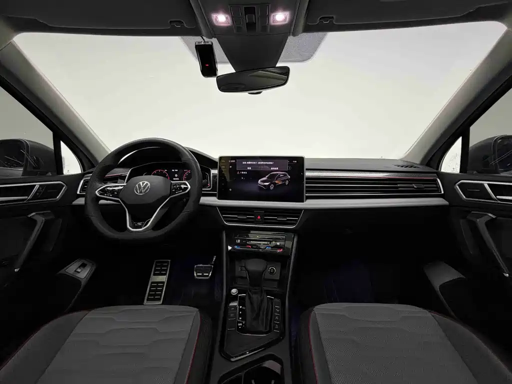 Tiguan L 2022 330 TSI Automatic 2WD R-Line Flagship Edition