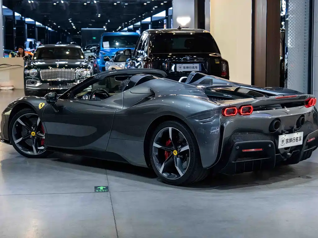 SF90 Spider 2021
