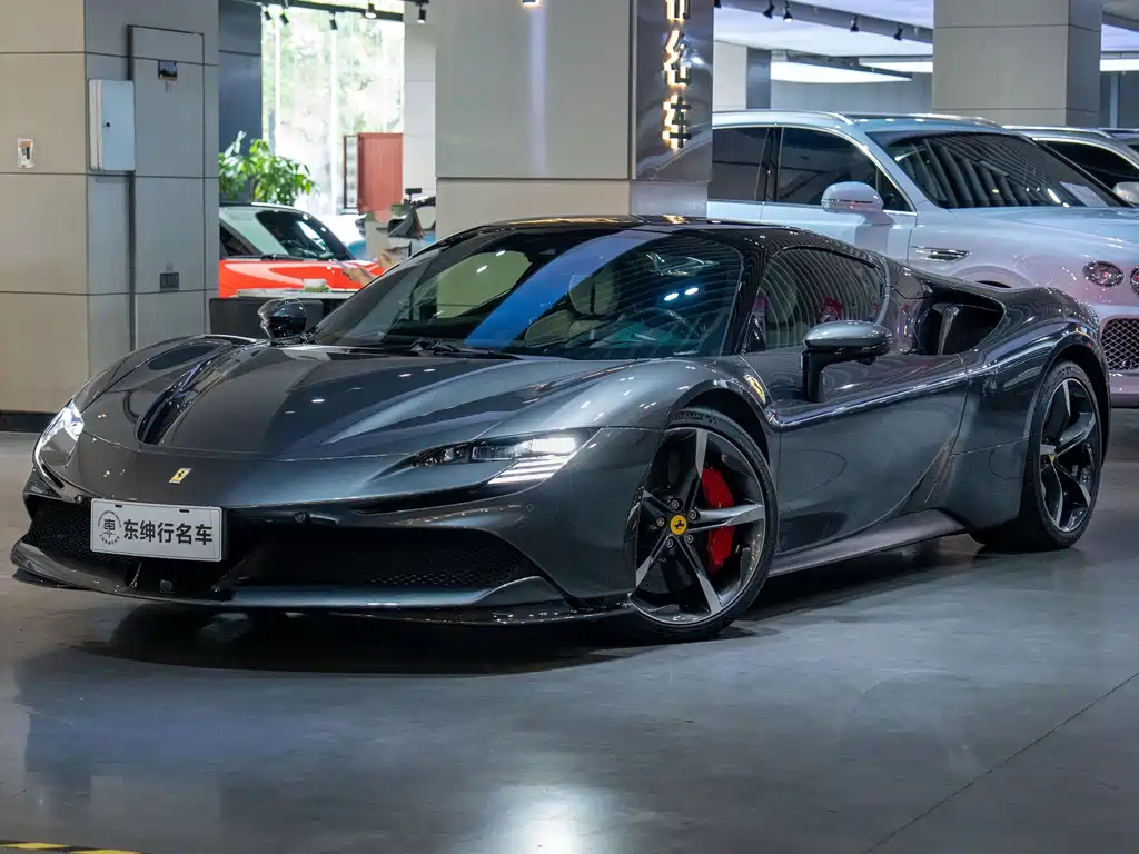 SF90 Spider 2021