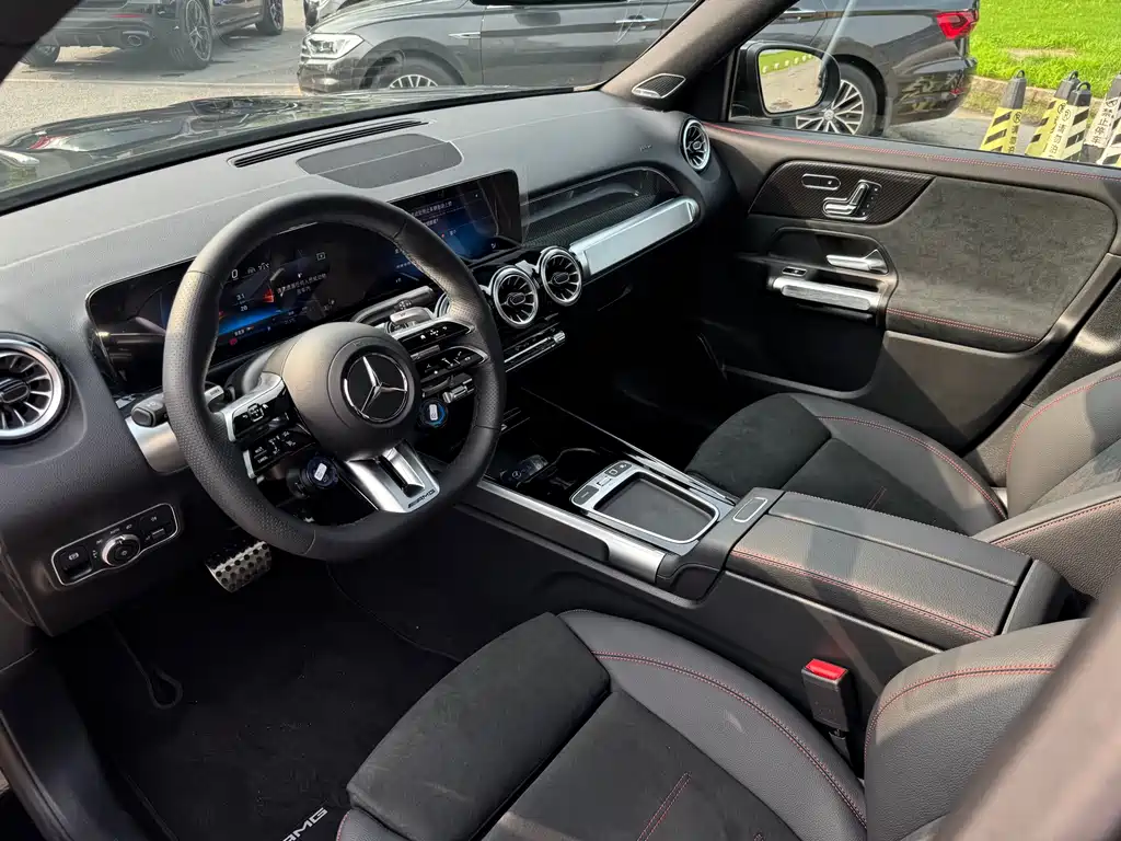 Mercedes GLB AMG 2026 35 4MATIC
