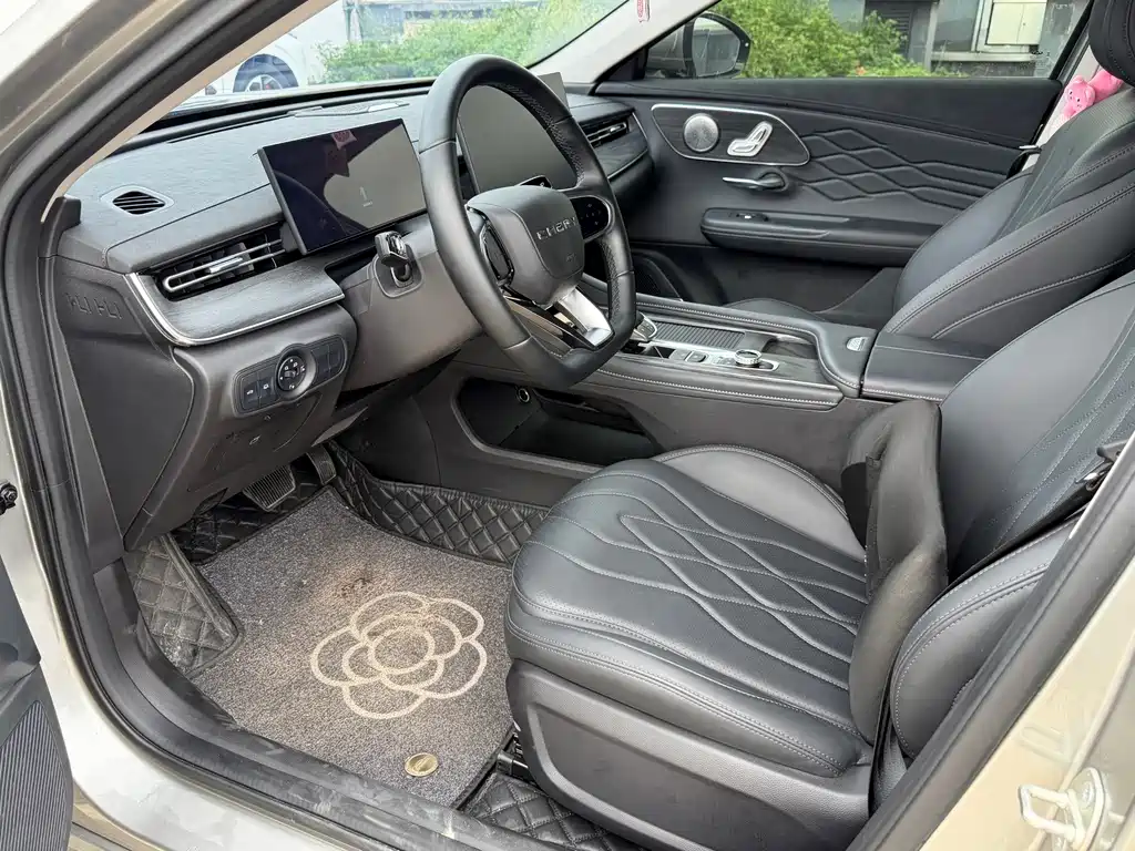 iCAR V20 2025 1.6T DCT Standard Edition