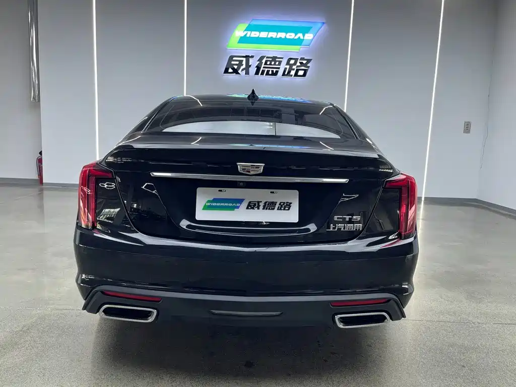 Cadillac CT5 2023 28T Luxury (Standard)