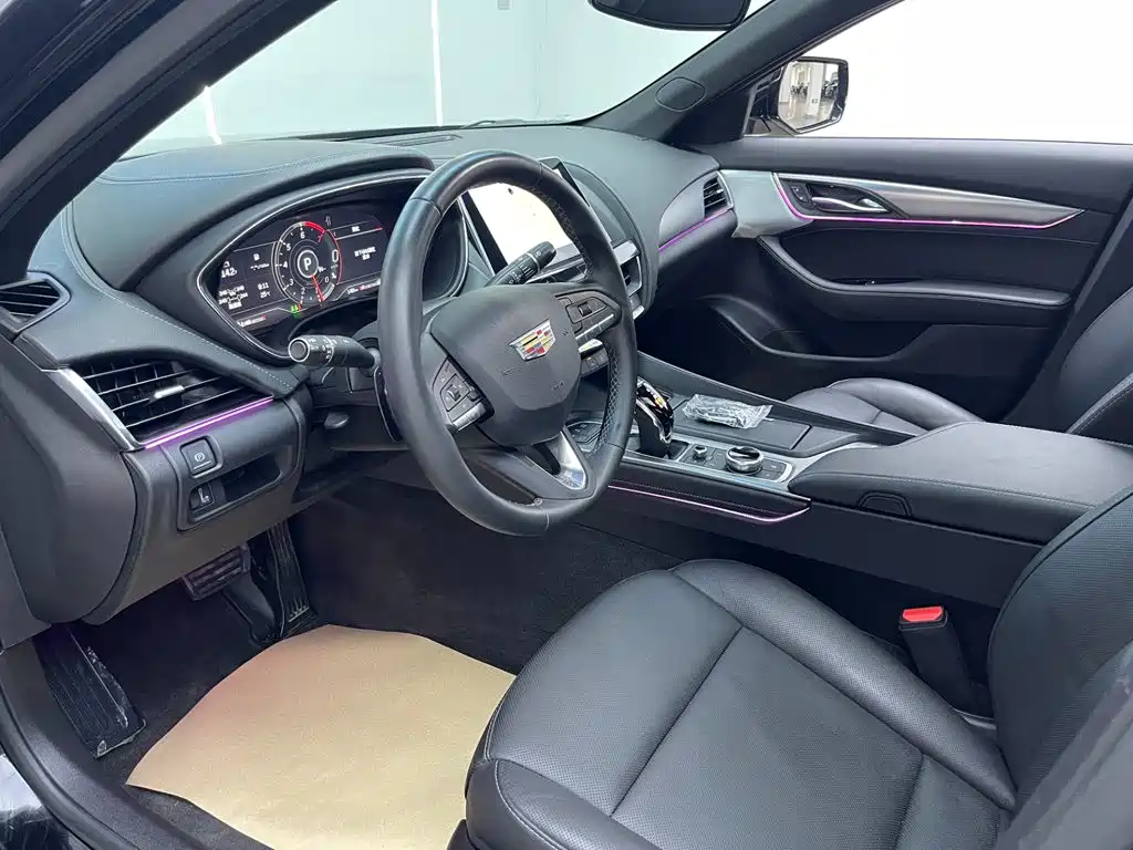 Cadillac CT5 2023 28T Luxury (Standard)