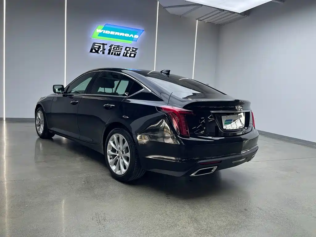 Cadillac CT5 2023 28T Luxury (Standard)