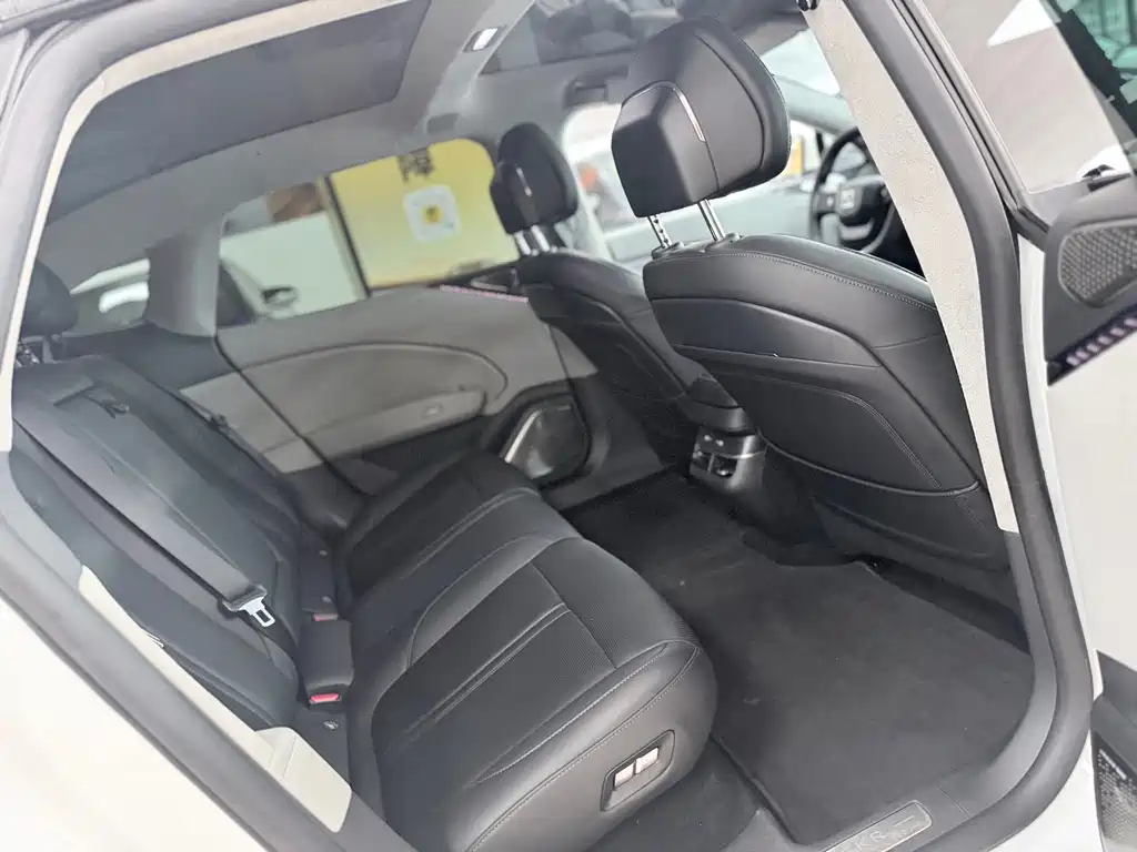 Jizhe 007 2024 Model Rear-wheel Drive 100kWh