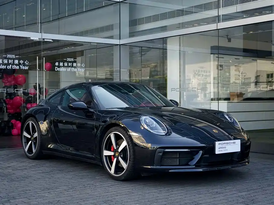 Porsche 911 2023 Carrera 4S 3.0T