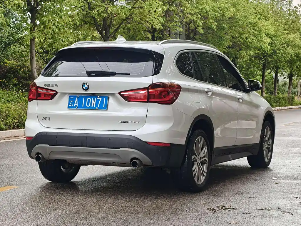 BMW X1 2019 sDrive20Li Leading Edition