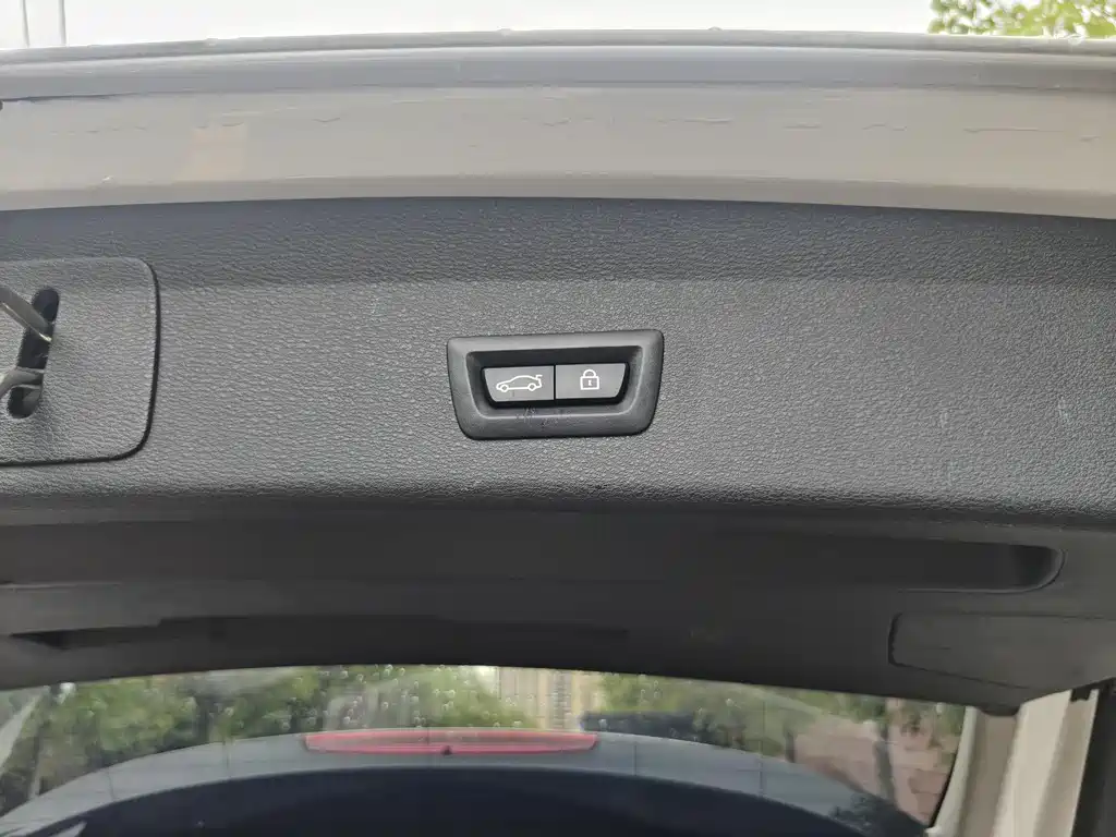 BMW X1 2019 sDrive20Li Leading Edition
