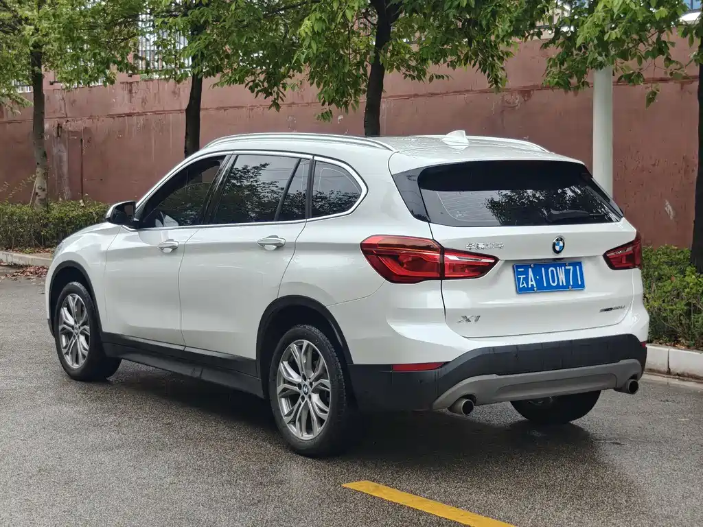 BMW X1 2019 sDrive20Li Leading Edition