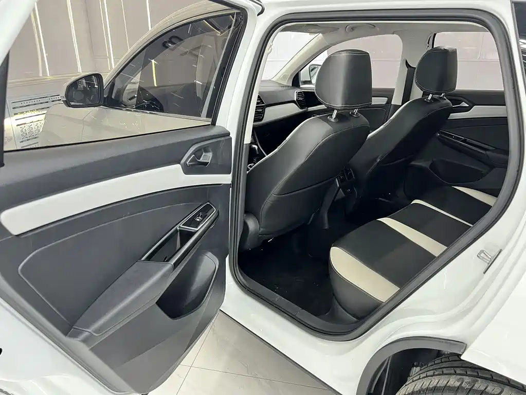 Volkswagen VS7 2022 1.4T Automatic Advance Pro Edition