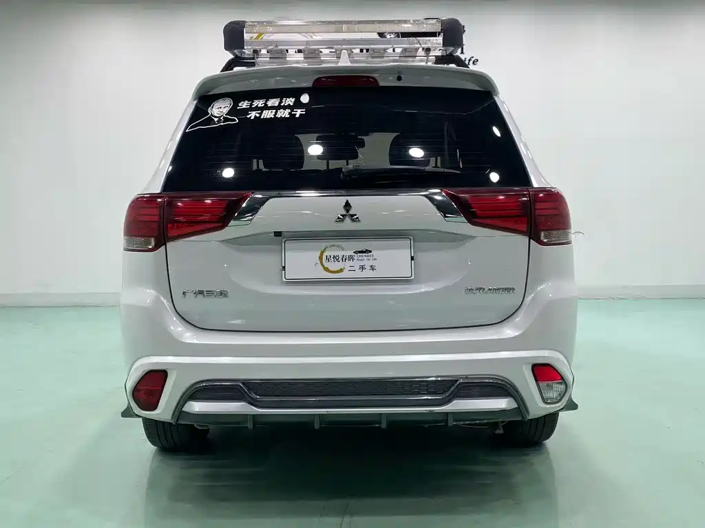 Outlander 2021款 Facelift 2.0L 2WD Enjoyment Edition 7-seat