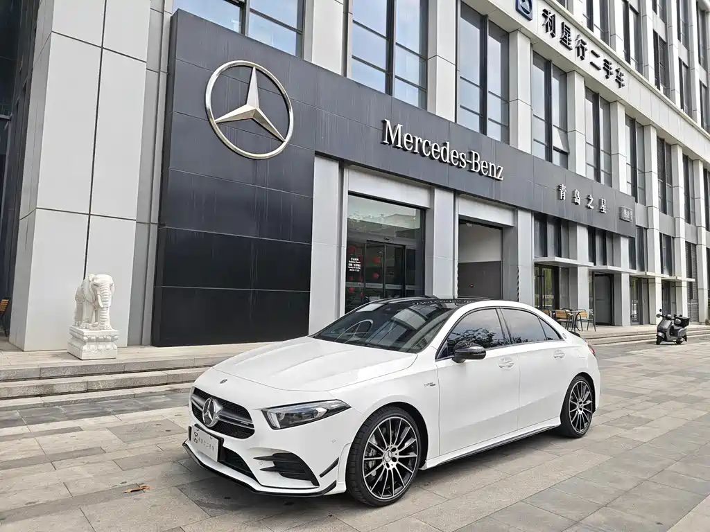 Mercedes-Benz A-Class AMG 2023 4MATIC A 35 L