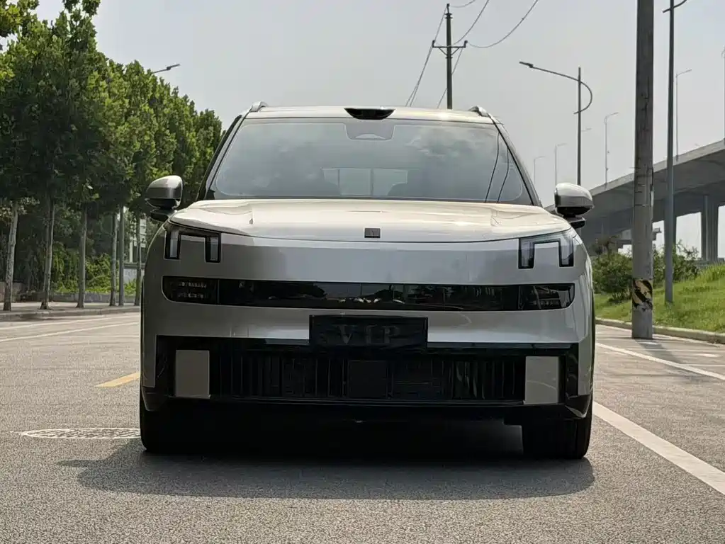 Lynk & Co 900 2025 Edition 1.5T Ultra 6-seater