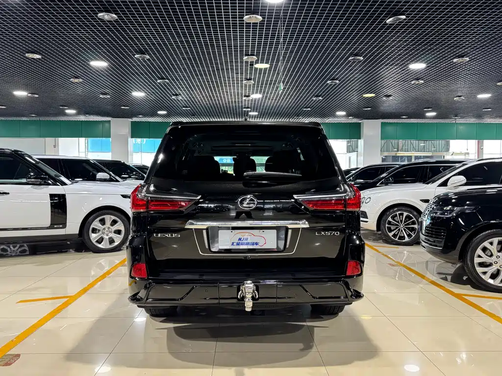Lexus LX 2016 570 Luxury Edition