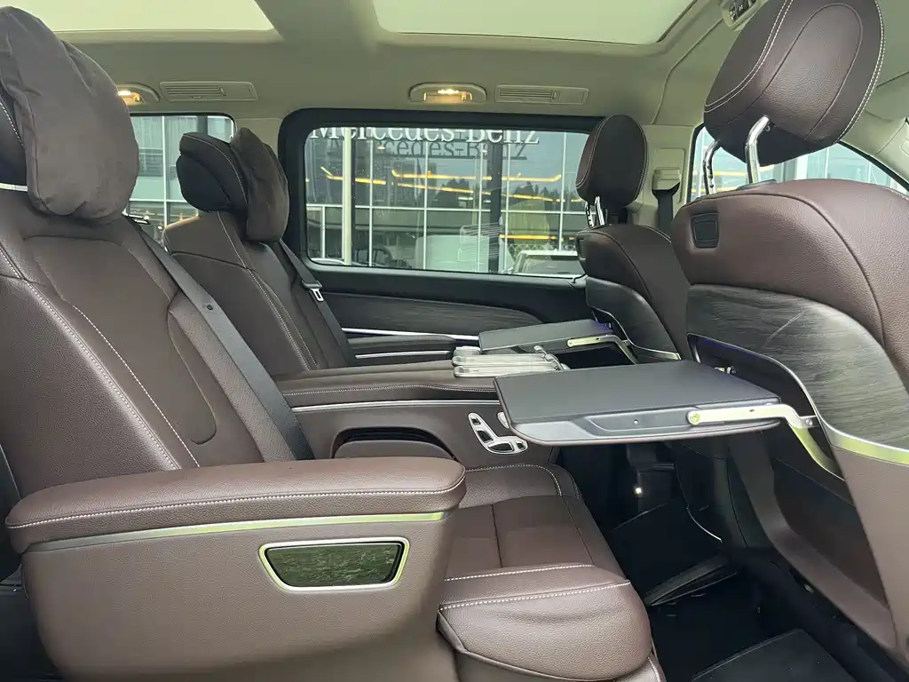 Mercedes-Benz V-Class 2024 300 L Long Wheelbase Prestige Edition