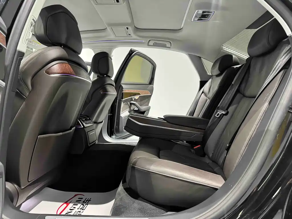 Audi A8 2018 model A8L 55 TFSI quattro Edition尊享型