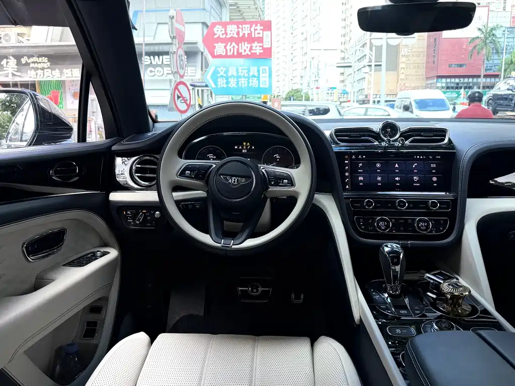 Range Rover 2023 4.0T V8 Long Wheelbase Autobiography Edition