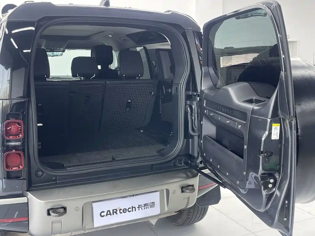 Land Rover Defender 2022 110 P400 X-DYNAMIC HSE