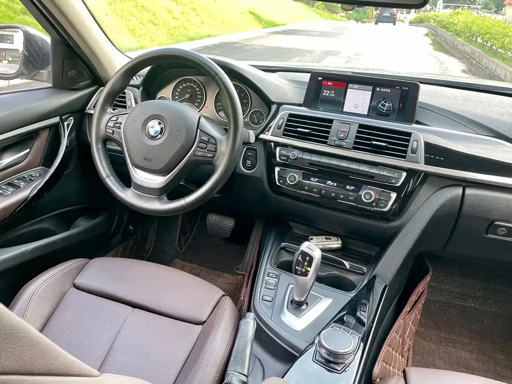 BMW 3 Series 2019 320Li Sport Line
