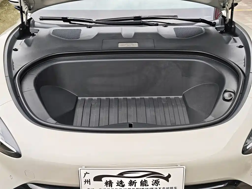 Xiaomi SU7 2024 Edition Four-Wheel Drive Ultra-Long Range High-End Intelligent Driving Max Version