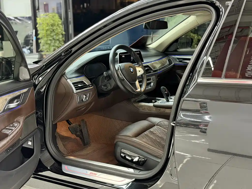 BMW 7 Series 2019 Model Year Facelift 740Li Leading Edition Luxury Package