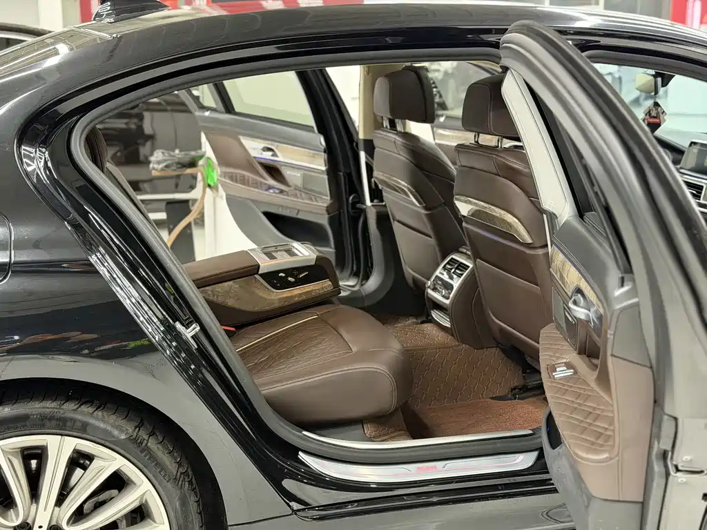 BMW 7 Series 2019 Model Year Facelift 740Li Leading Edition Luxury Package