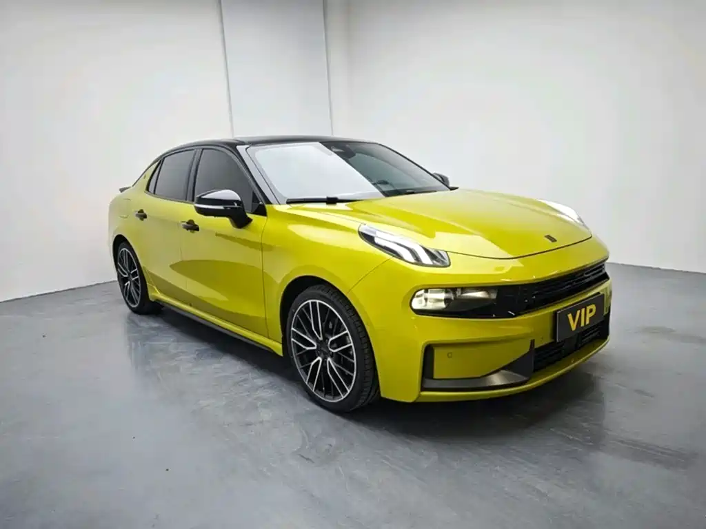 Lynk & Co 03 2022 03+ 2.0TD Automatic Yufeng Edition