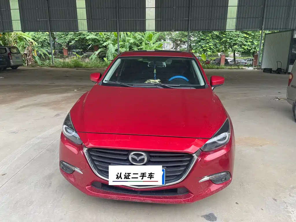Mazda 3 Atenza 2017 3-door 1.5L automatic luxury model National V