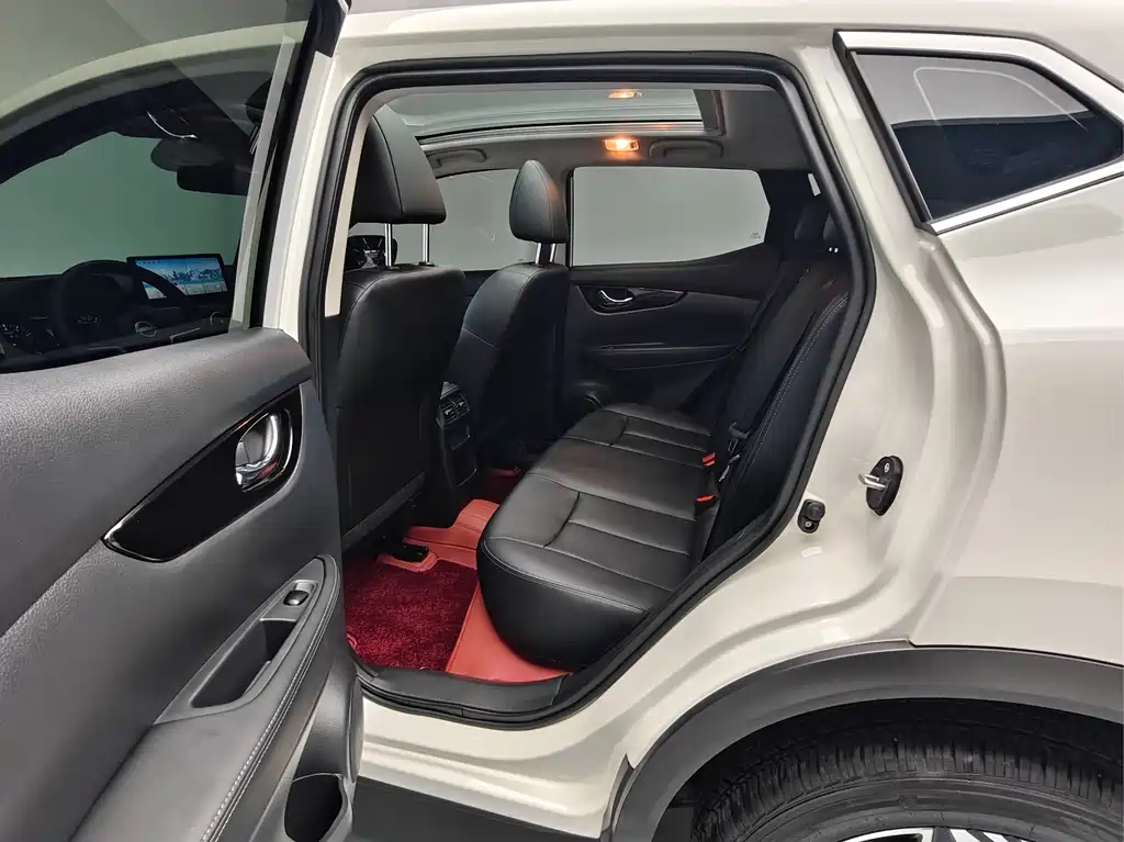 X-Trail 2025 Edition Refinement Honor 2.0L CVT XV+ Leading Edition