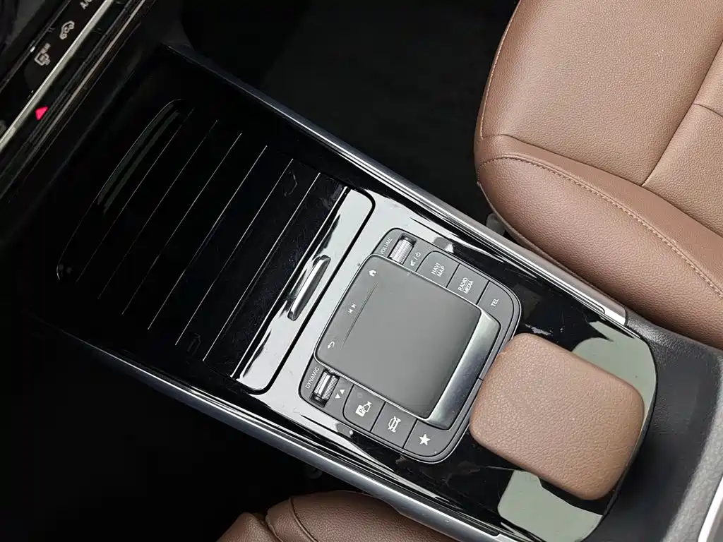 Mercedes-Benz GLB 2023 200 Trendline