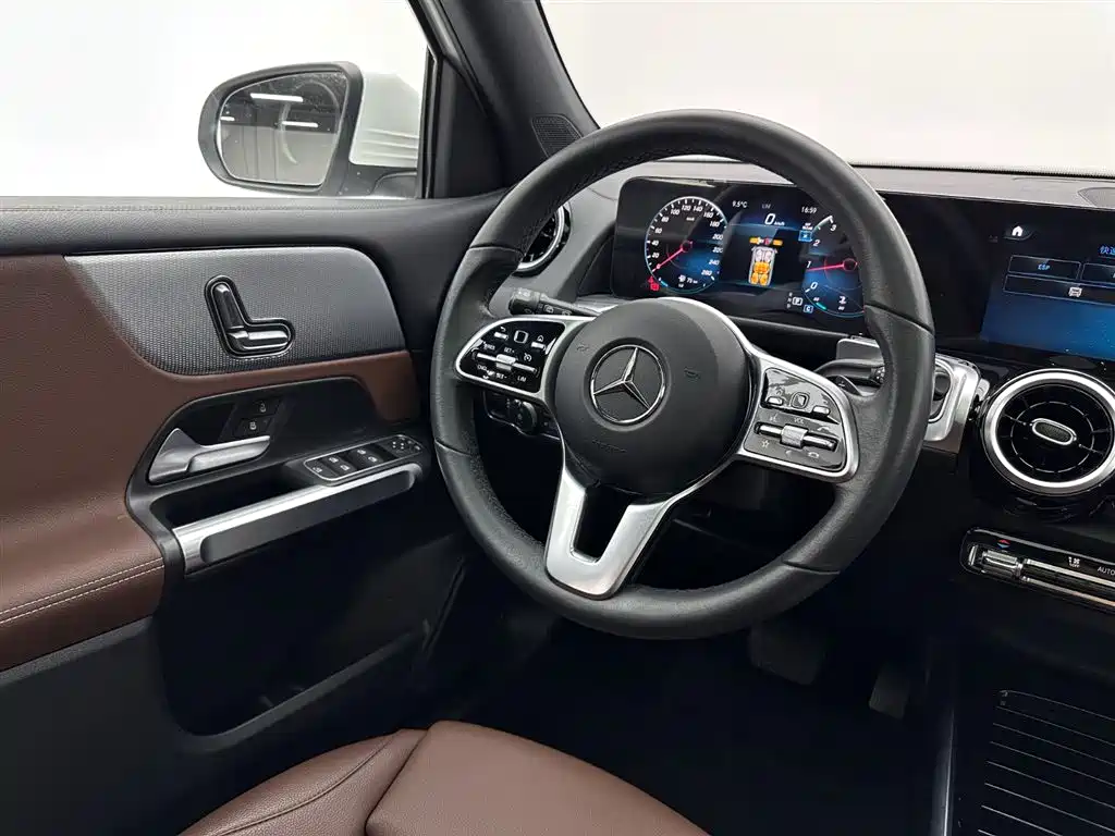 Mercedes-Benz GLB 2023 200 Trendline