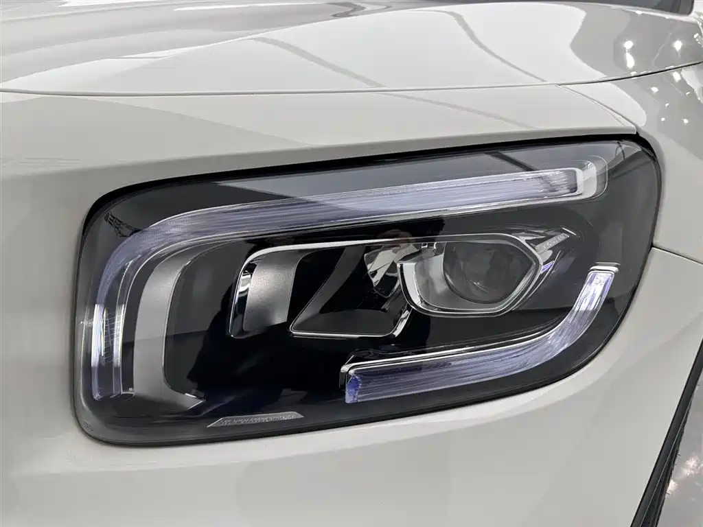 Mercedes-Benz GLB 2023 200 Trendline