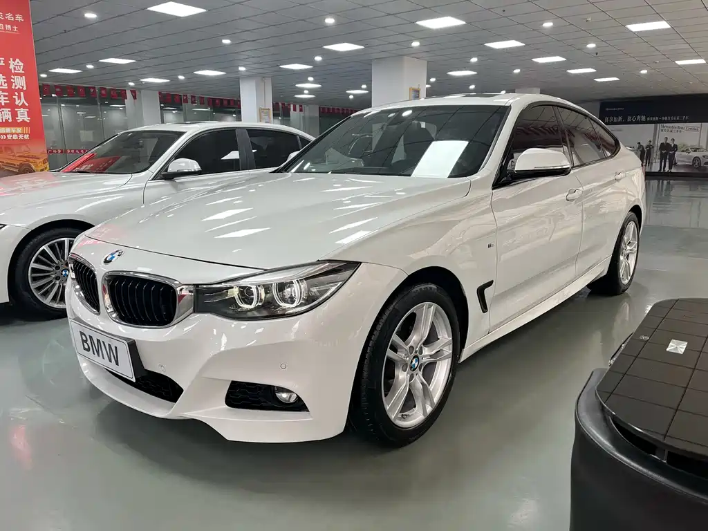 BMW 3 Series GT 2019 320i M Sport