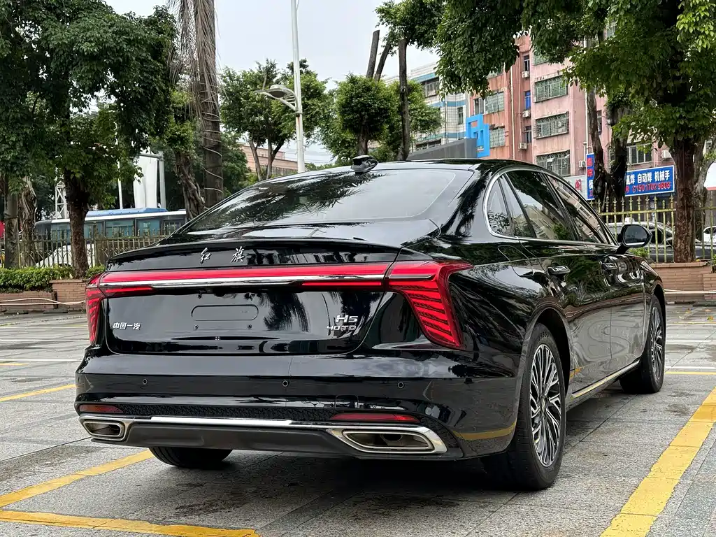 Hongqi H5 2024 Model 2.0T Automatic Smart Link Qi Chang Edition