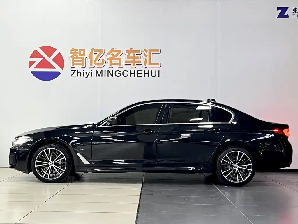BMW 5 Series 2023 530Li Leading Edition M Sport Package