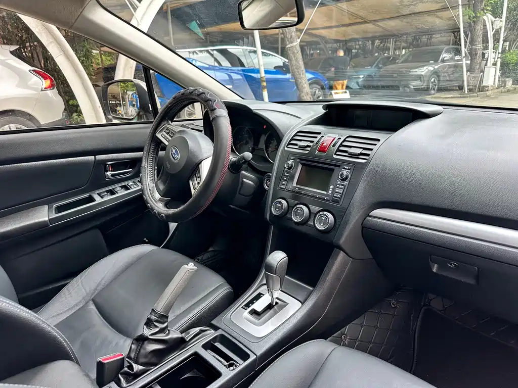 Subaru XV 2014 2.0i Luxury Edition